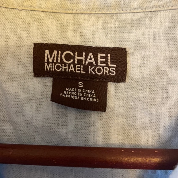 🔥 3 for $30 🔥 Michael Kors Bleach Dip Button Up - Picture 2 of 3